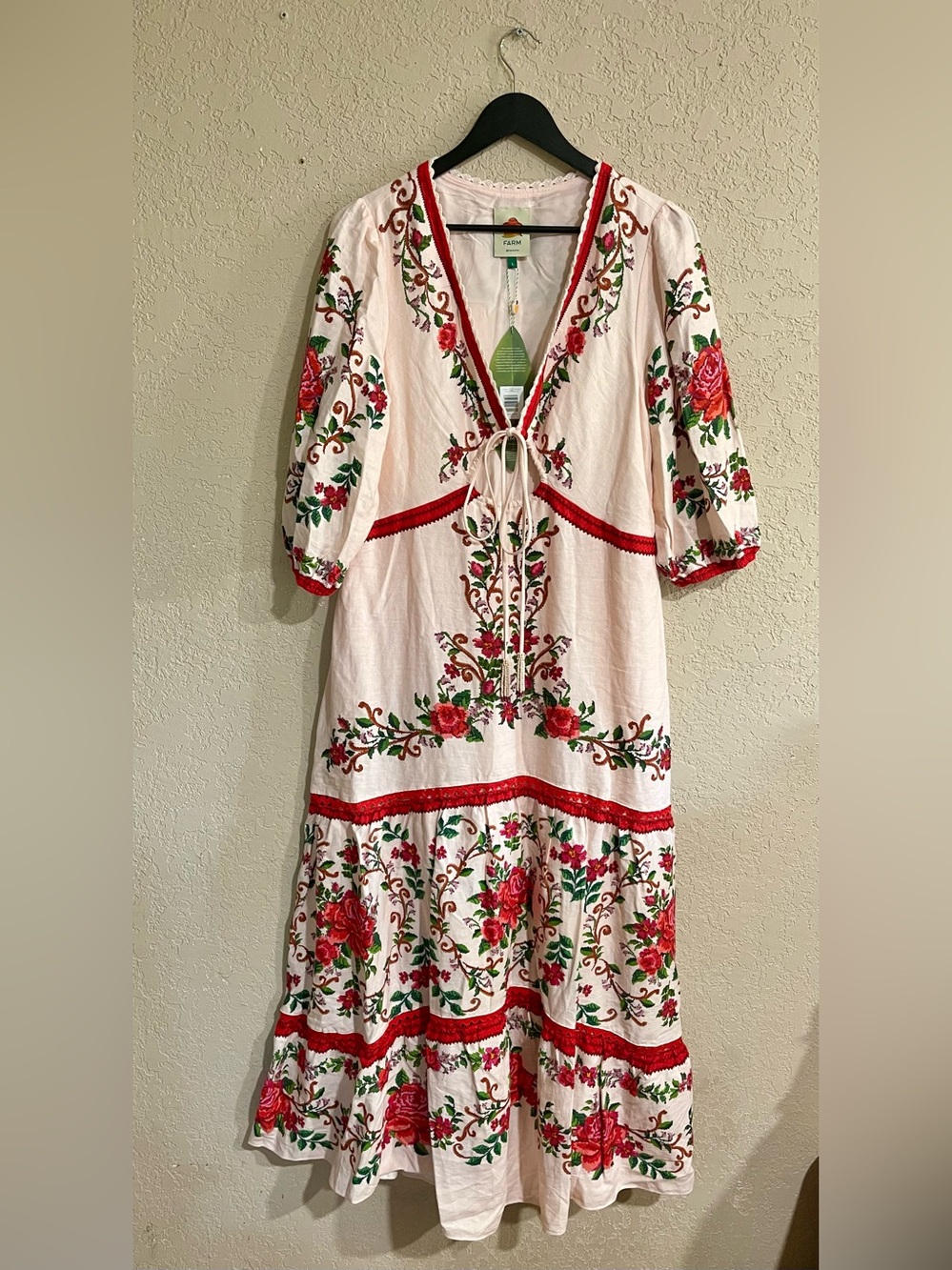 Farm Rio | NWT! Flower Tapestry Pink Floral Maxi Dress Size: large - Picture 2 of 6